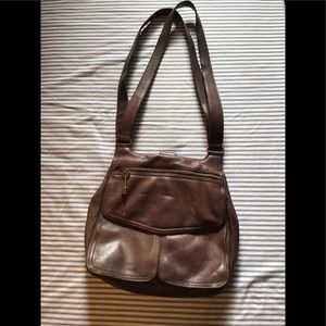 Fossil large shoulder bag double straps magnet tab